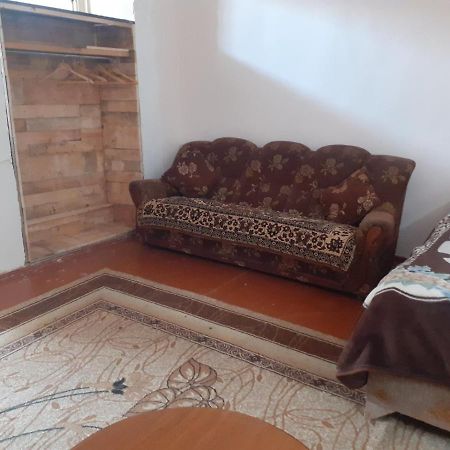 Tnak Kad Apartment Дилиян Екстериор снимка